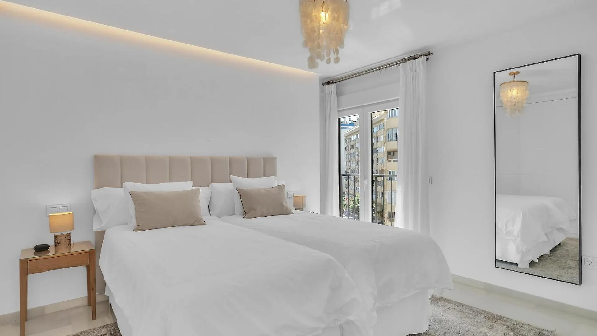 Polo Apartments 4E Jacaranda Marbella 0*,